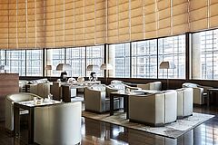 Lounge Dubai Armani Hotel