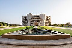 Exterior Arrival Al Bustan Palace