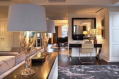 Suite The Surrey