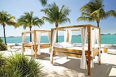 Daybed Mandarin Oriental Miami