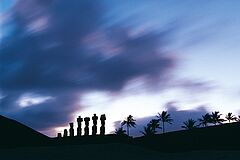 Night explora RAPA NUI