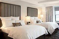Queensize Betten The Surrey