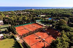 Tennisplatz Sardinien Forte Village Bouganville Italien