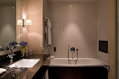 Badewanne UK The Arch London