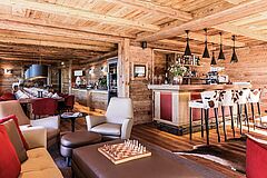 Österreich Kitzbühel Hahnenkamm Lodge Barbereich