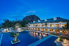 Pool The St. Regis Mauritius Resort