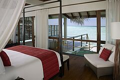 Interior Four Seasons Resort Landaa Giraavaru