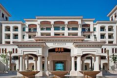Frontansicht Abu Dhabi The St. Regis Saadiyat Island Resort Abu Dhabi The St. Regis Saadiyat Island Resort Frontansicht