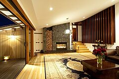 Lounge Split Apple Retreat