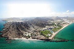 Overview Al Bustan Palace