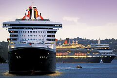 Frontansicht Queen Mary 2 Queen Mary 2 Frontansicht