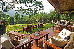 Willkommen im Sanctuary Gorilla Forest Camp