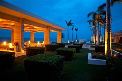 Four Seasons Resort & Residences Anguilla Sunset Lounge Sunset Lounge Four Seasons Resort & Residences Anguilla