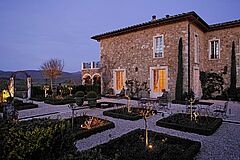Hausfasade Italien Toskana Borgo Santo Pietro Italien Toskana Borgo Santo Pietro Hausfasade