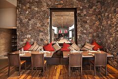 Restaurant The Vines Resort & Spa