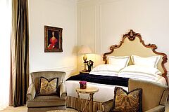 The Plaza Courtyard Room Courtyard Room The Plaza