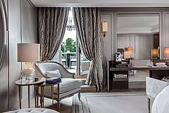 Paris Hotel de Crillon Rosewood Suite Marie Antoinette Suite Marie Antoinette Paris Hotel de Crillon Rosewood