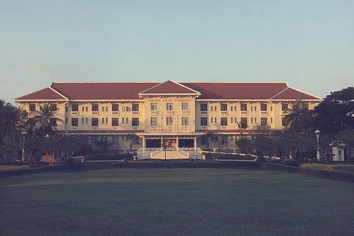 Raffles Grand Hotel d'Angkor Exterior Exterior Raffles Grand Hotel d'Angkor