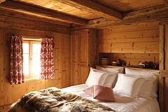 Italien Südtirol White Deer San Lorenzo Mountain Lodge Bett Bett Italien Südtirol White Deer San Lorenzo Mountain Lodge