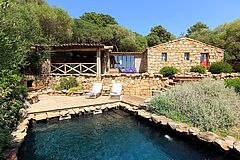 Domaine de Murtoli Filetta Pool Filetta Pool Domaine de Murtoli