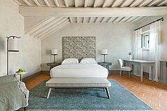 COMO Castello Del Nero Estate Bedroom Estate Bedroom COMO Castello Del Nero