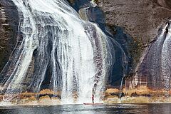 Stand-up Paddling Nimmo Bay Resort Kanada Nimmo Bay Resort Kanada Stand-up Paddling