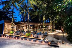 The Sarojin Beach Bar Beach Bar The Sarojin
