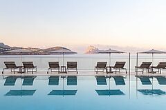 7 Pines Infinity Pool Infinity Pool 7 Pines