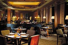 Exquisite Speisen in edlem Ambiente