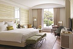 The Langham, Sydney Observatory Suite Bedroom Observatory Suite Bathroom The Langham, Sydney