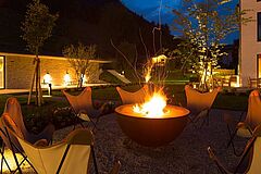 Österreich Hinterglemm Wiesergut Lagerfeuer Lagerfeuer Österreich Hinterglemm Wiesergut