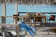 Lunch Four Seasons Resort Landaa Giraavaru