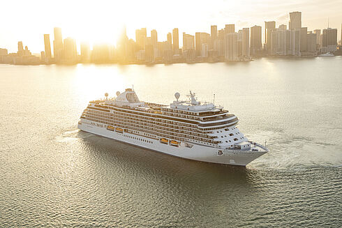 Seven Seas Splendor   