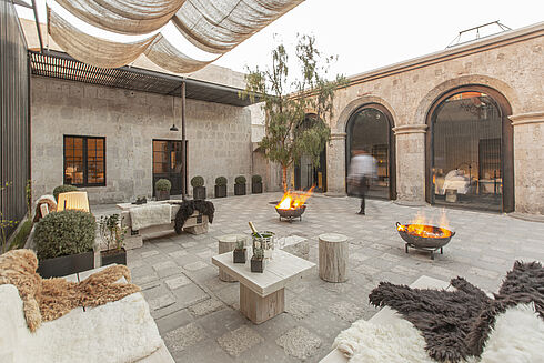 Arequipa -  Cirqa Parador en Arequipa