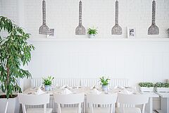 jamesbedford.com ikosresorts.com andsmithdesign.com