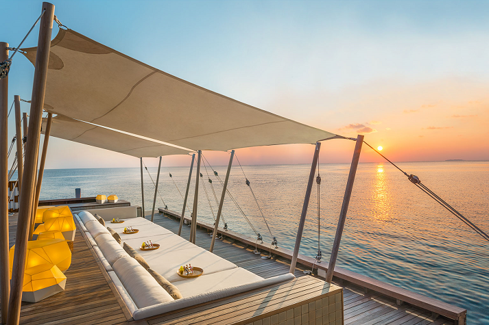 W-Maldives: Luxus, Lifestyle und Farbenrausch