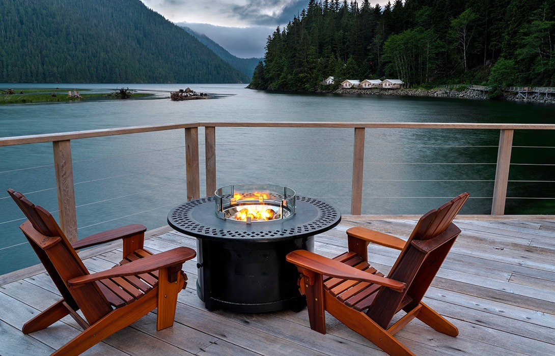 Clayoquot-Wilderness-Resort_Firepit_Photo-Credit-Bryan-Stockton