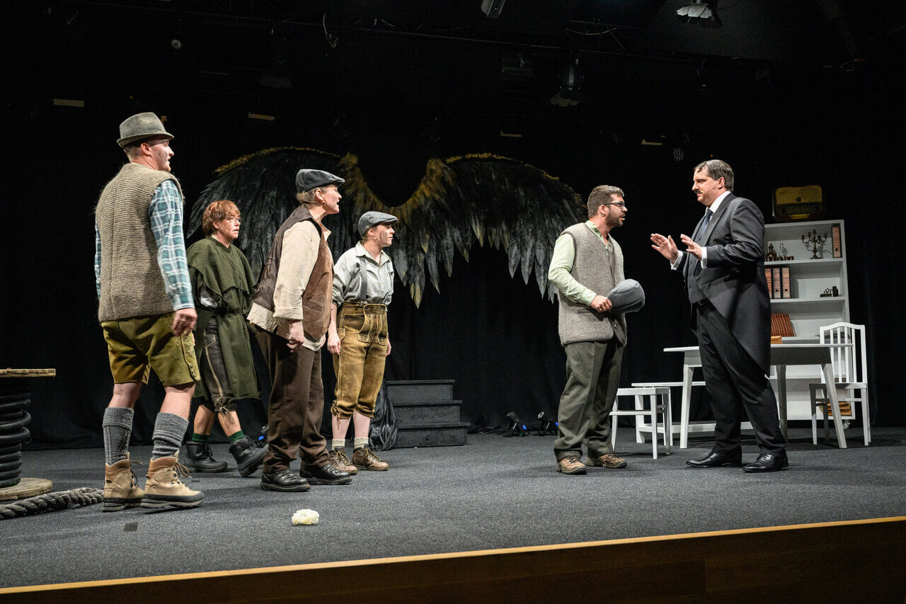 Theater rund um die Feierlichkeiten