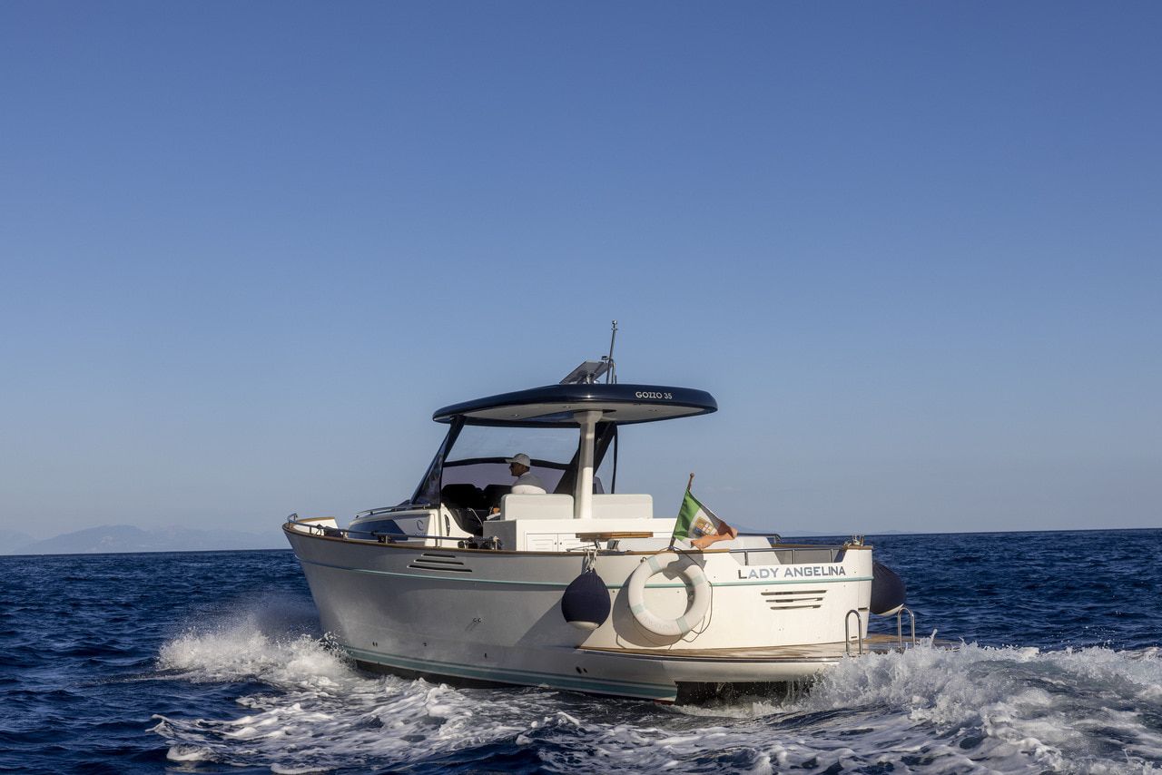 Yacht Mittelmeer